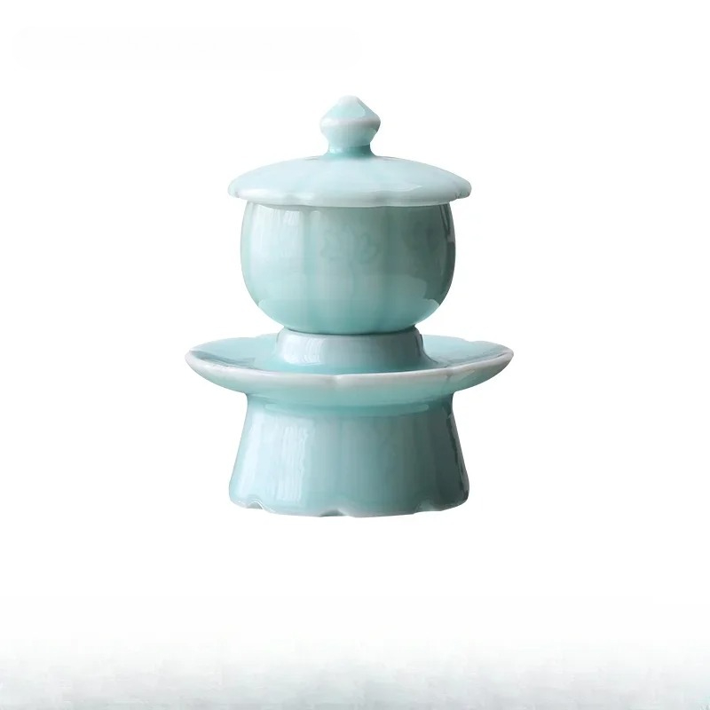 Celadon Ceramic Cup - 青磁の聖水杯、陶器製の仏像付き水杯、仏具、蓮華観音の供物用小茶杯